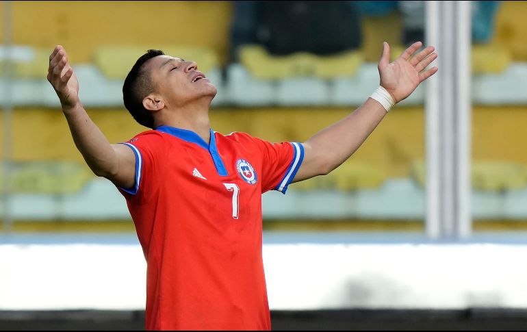 NIÑO MARAVILLA. Alexis Sánchez  llegó a los 49 goles en 146 partidos con el seleccionado. AP/J. Karita