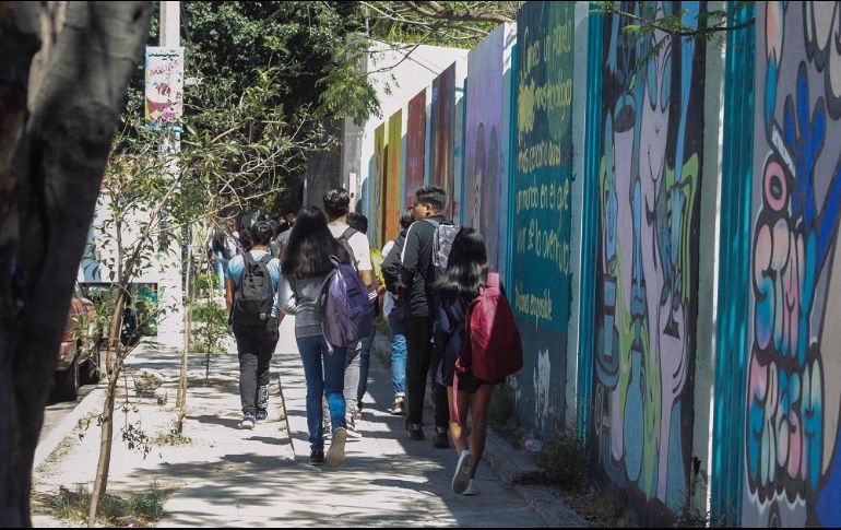 Las becas tienen la finalidad de que el aspirante ahorre desde un 50 hasta un 100 por ciento en inscripciones y mensualidades. EL INFORMADOR/ARCHIVO