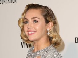 El hilo propuesto, recuerda las primeras veces en que Miley y Hemsworth fueron vistos públicamente. AP/W. Sanjuan