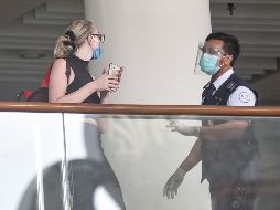 España reinstauró a fines de diciembre la mascarilla en espacios abiertos como una de las restricciones para luchar contra la sexta ola de la pandemia de COVID-19. XINHUA/Bisinglasi