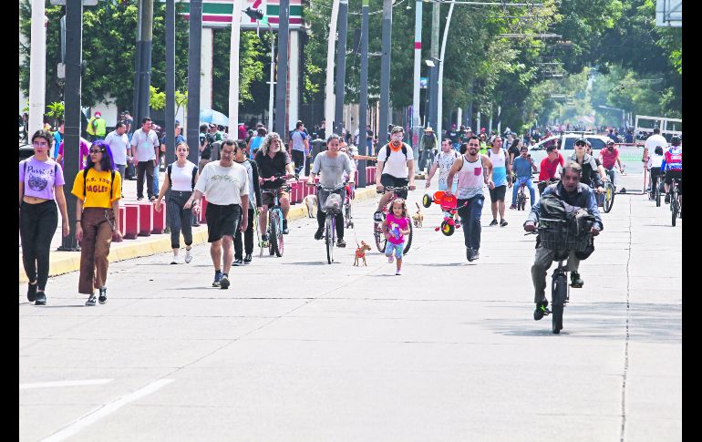 Crónica: El paseo tradicional de la familia tapatía