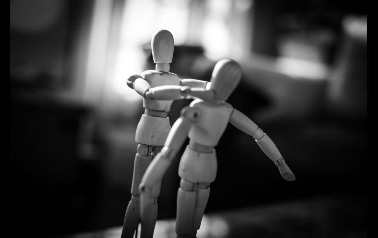 Date el tiempo para pensar qué tipo de relación es la que tienes / Photo by Charl Folscher on Unsplash