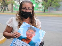 “Basta un instante para ser un héroe y dar la vida protegiendo a sus hermanos, adiós mi gran líder, mi gran héroe”, describía la imagen que traían familiares. EL INFORMADOR/A. Navarro