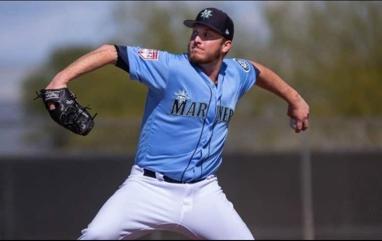 Tenuta jugó en las sucursales de Reales de Kansas City y Marineros de Seattle, y en su paso por Ligas Menores ganó hasta el 40% de sus duelos como pitcher abridor. FACEBOOK / MisMariachisGDL