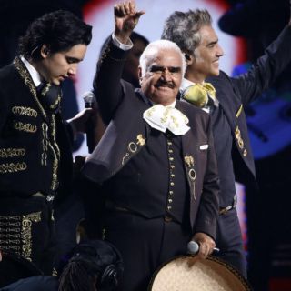 Vicente Fernández: La petición de Alex Fernández Jr. sobre la bioserie no autorizada de “Chente”