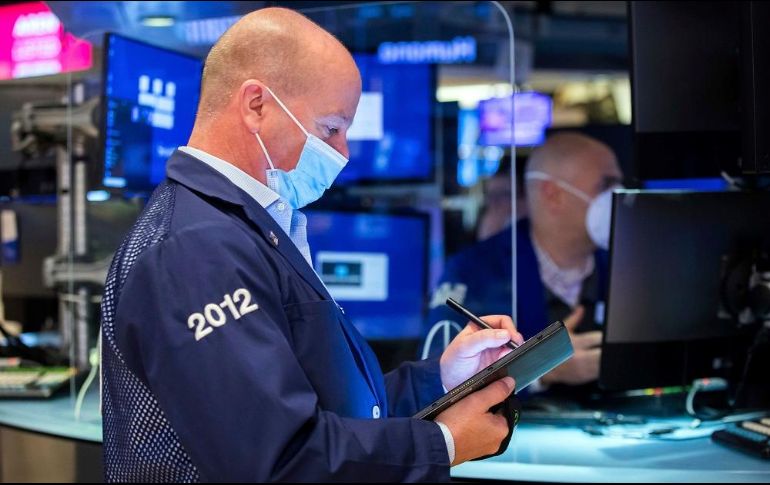 El parqué neoyorquino vivió una nueva jornada animado por una cierta estabilización en el mercado de deuda. AP/C. Crow