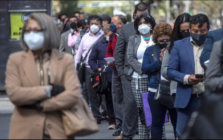La ocupación media de camas generales en hospitales mexicanos se sitúa en un 36% y la de terapia intensiva en un 25%. EFE / I. Esquivel