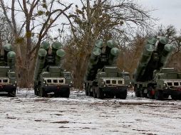 Sistemas de defensa antiaérea S-400 del ejército ruso. Emplea 3 tipos de misiles y permite neutralizar objetivos situados hasta a 400 kilómetros. EFE/Servicio de Prensa del Ministerio de Defensa de Rusia