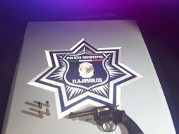 Parte del arsenal asegurado. ESPECIAL