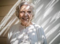 Elena Poniatowska. La autora recalcó la importancia de no caer en “rollos” al momento de escribir y ser siempre humilde. SUN