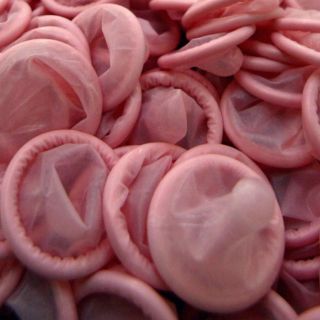 14 de febrero, Día del Amor: El IMSS recuerda que el condón protege hasta 98% de las ETS