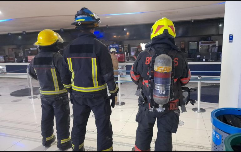 El siniestro no salió del área de comida y no hubo personas lesionadas. TWITTER/UMPCyBZ