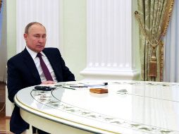 En cuanto a las demandas de seguridad rusas planteadas a EU y la OTAN, Putin dice que Rusia no recibió una respuesta constructiva, pero confía en continuar el diálogo. EFE / M. Klimentyev