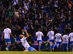 LOCURA. El gol de Guillermo Martínez hizo explotar el Estadio Cuauhtémoc. IMAGO7