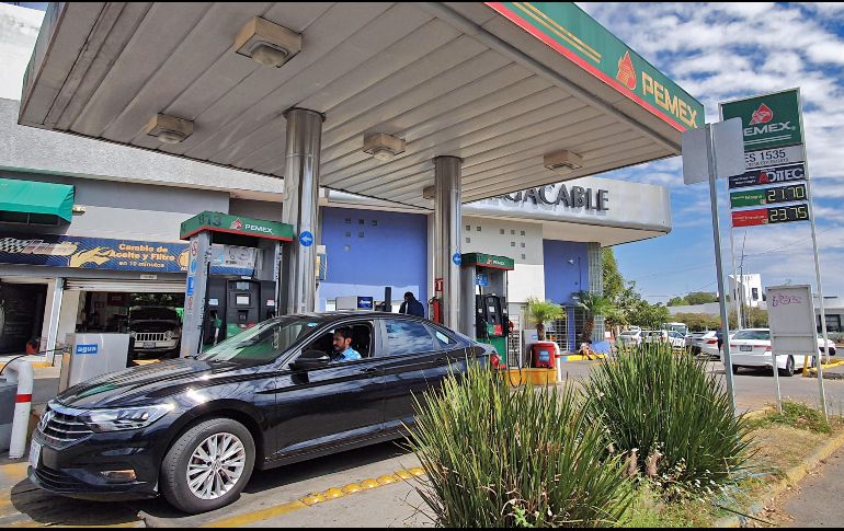 El procurador mencionó que, con base del 12 al 18 de febrero los precios en promedio de la gasolina regular estarán en 21.02 pesos; la premium en 23.00 y el diésel en 22.23 pesos, por litro. EL INFORMADOR/A. Camacho