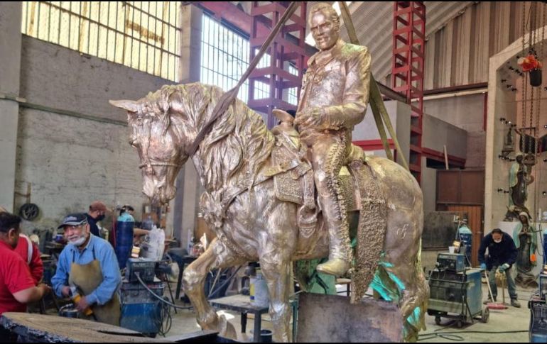 La pieza de gran formato fue supervisada por el mismo Vicente Fernández hasta que enfermó. ESPECIAL