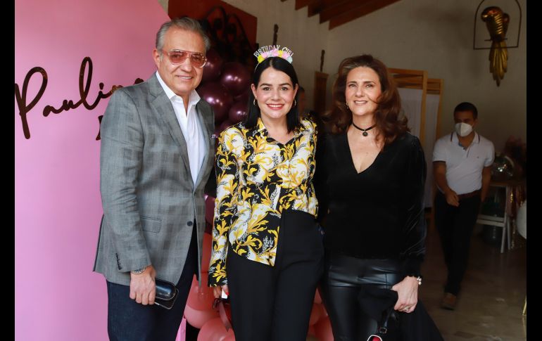 Salvador Quirarte, Paulina Corella y Cristina Jaimes. GENTE BIEN JALISCO/ANTONIO MARTÍNEZ