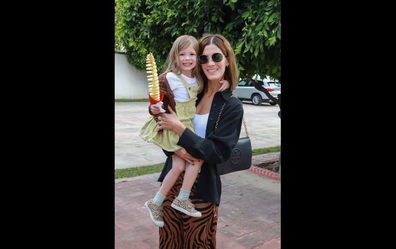 Natalia Cornejo y Mariana Parra. GENTE BIEN JALISCO/ANTONIO MARTÍNEZ