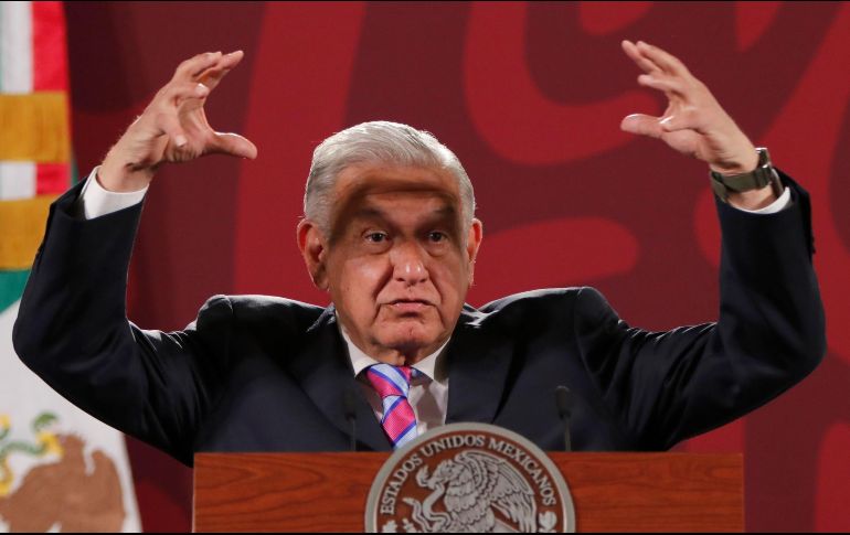 El Presidente pidió a varios periodistas que por ética transparenten sus ingresos. EFE/J. Méndez