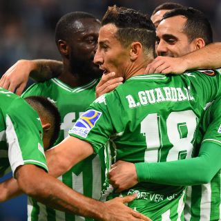 Europa League: Andrés Guardado le da triunfo al Betis