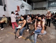 Exigencia de certificado en bares dispara vacunación en Jalisco