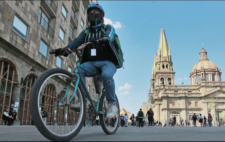 Alejandro es uno de los 116 mil jaliscienses que el año pasado se sumaron a la informalidad laboral. EL INFORMADOR/A. Camacho
