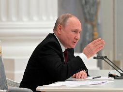 Putin autorizó movilizar fuerzas a las repúblicas separadas de Ucrania para cumplir con funciones de mantenimiento de paz. AP/SPUTNIK/KREMLIN POOL