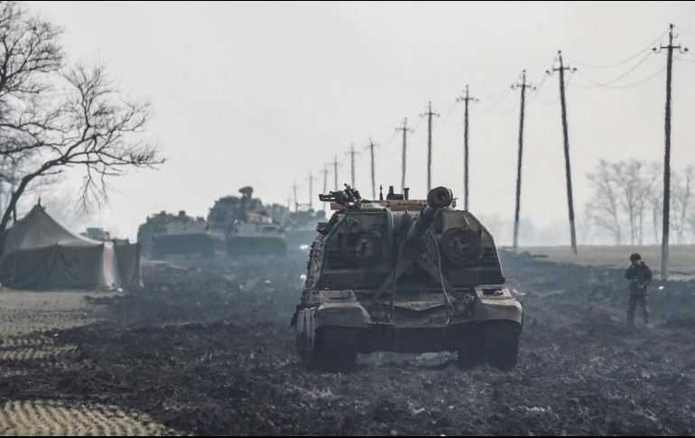 Ayer lunes el presidente Vladimir Putin, firmó los decretos en los que reconoce la independencia de las dos regiones separatistas, un paso condenado por la comunidad internacional. EFE / Y. Kochetkov