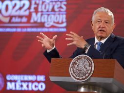 AMLO advierte que vendrán otras andanadas porque existen medios que son defensores de los grupos de intereses creados. SUN / G. Espinosa