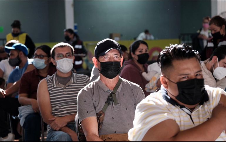 La vacunación se lleva a cabo en los macromódulos de la metrópoli. ESPECIAL