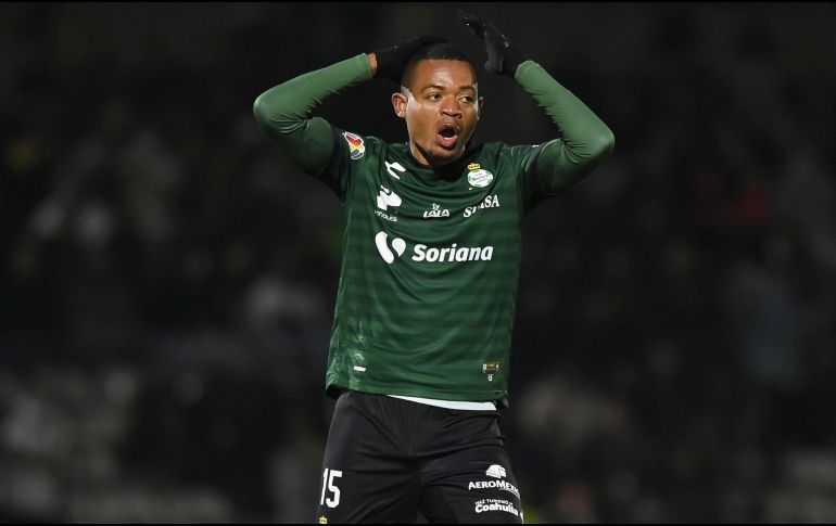 Se espera que las condiciones incluyan una cantidad de lluvia helada en el techo mayor a la permitida para la asistencia de aficionados. IMAGO7