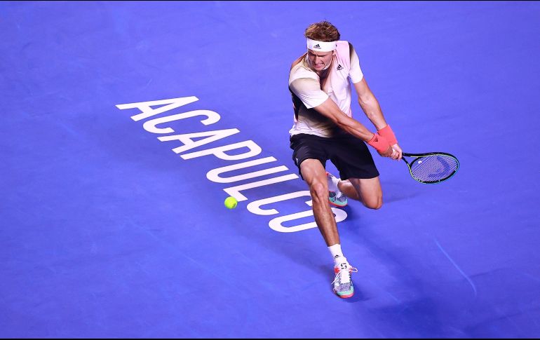 Zverev no podrá jugar en segunda ronda del torneo individual ante su compatriota Peter Gojowczyk, quien clasificó directamente a los cuartos de final. EFE / D. G. González