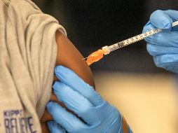 El condenado recibió las siete vacunas en diversos centros médicos del país, dos veces con documentación propia y cinco veces con la de otros. AP / ARCHIVO