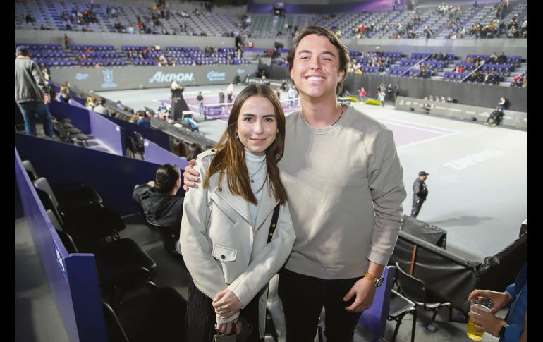 Ana Paula Peña y Nacho Jiménez. GENTE BIEN JALISCO/ ANTONIO MARTÍNEZ