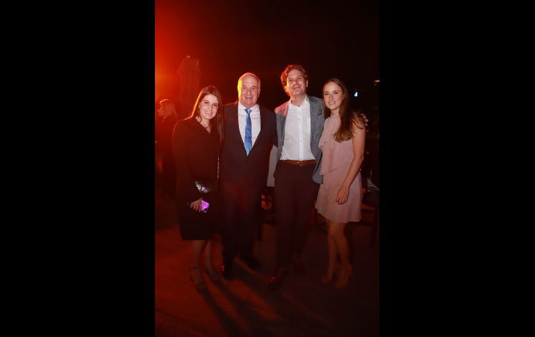 Regina Martínez, Carlos Padilla López, Carlos Padilla y Regina Santoscoy. GENTE BIEN JALISCO/ANTONIO MARTÍNEZ
