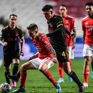 Champions League: Benfica remonta y salva el empate ante el Ajax