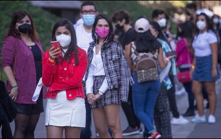La ocupación media de camas generales se sitúa en un 23 % y la de terapia intensiva en un 17 por ciento. EFE/I. Esquivel