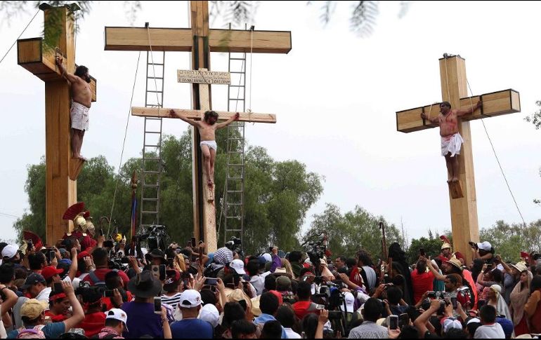 Los tradicionales viacrucis en los días santos volverán a su modalidad presencial. SUN/ARCHIVO