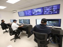 Esta base colaborativa cuenta con 96 cámaras fijas y móviles para la videovigilancia de la colonia. ESPECIAL