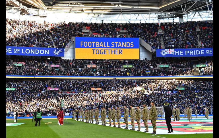 Jugadores, afición técnicos y el mismo inmueble, apoyaron a Ucrania. AFP/J. Tallis