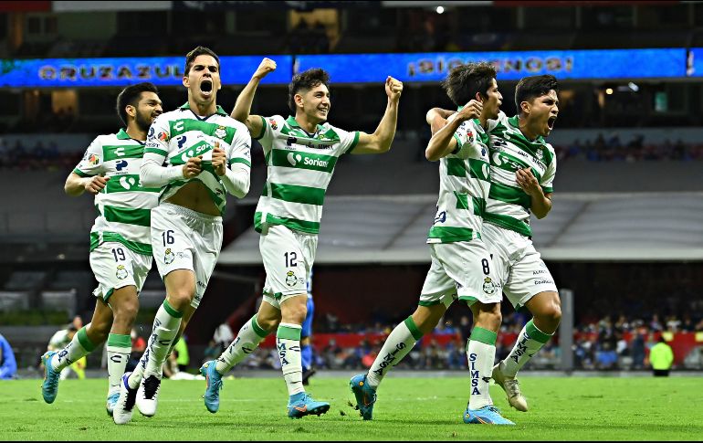 OXÍGENO PURO. Santos se mantiene como el último lugar del torneo, pero después de 7 fechas consiguieron su primer triunfo. IMAGO7