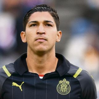 Competencia férrea en la delantera de Chivas