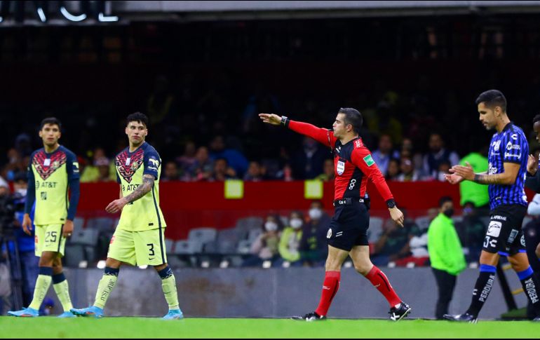 En tiempo de compensación, Luis Fuentes cometió un penalti que fue hecho efectivo por Ángel Sepúlveda. IMAGO7/A. Suárez