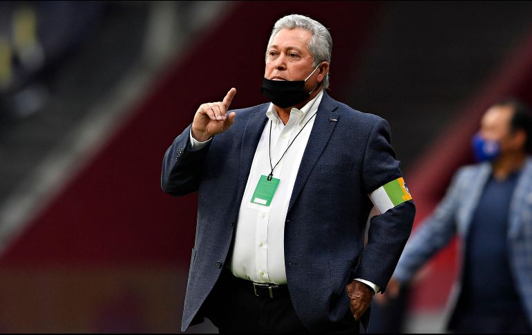 Víctor Manuel consiguió con los Rayados el tricampeonato de la CONCACAF. IMAGO7