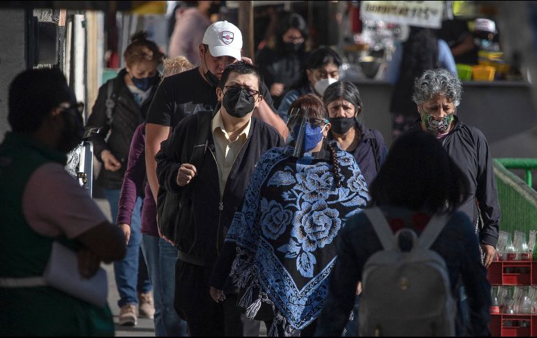 De los 126 millones de habitantes, casi 85.26 millones de mexicanos han recibido al menos una dosis de la vacuna anticovid. EFE/I. Esquivel