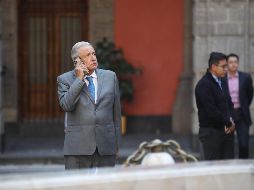 AMLO estuvo en el patio de Palacio Nacional tras activarse la alerta sísmica. SUN / G. Espinosa