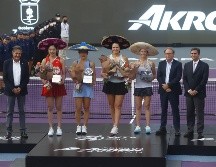 Juan José Frangie, Lin Zhu, Xinyu Wang, Lidziya Morozava, Kaitlyn Christian, Gustavo Santoscoy y Fernando Rodríguez. GENTE BIEN JALISCO/CLAUDIO JIMENO