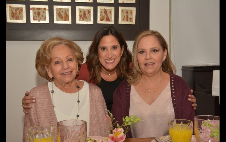 Silvia de López de Lara, Adriana Ruiz y Silvia López de Lara. GENTE BIEN JALISCO/MARIFER RACHED