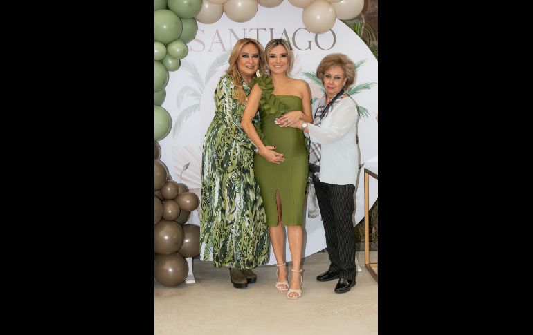 Lety Ramírez, Bettyna Alfaro y Lucila González. GENTE BIEN JALISCO/JORGE SOLTERO