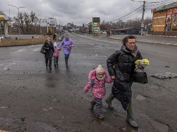 Anuncian la creación de un grupo de trabajo integrado por representantes de Ucrania, Rusia y el Comité Internacional de la Cruz Roja (CICR) para la creación de corredores humanitarios para la evacuación de personas de las zonas de combates. EFE / R. Pilipey